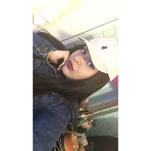 Meet your Posher, Melissa